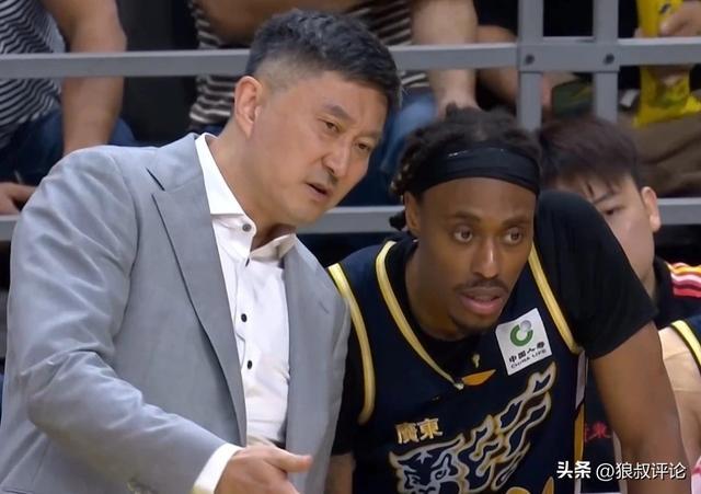 九游娱乐官方入口-身体状态不佳！广东争议小外援8中1硬仗隐身 杜锋罕见提前弃用
