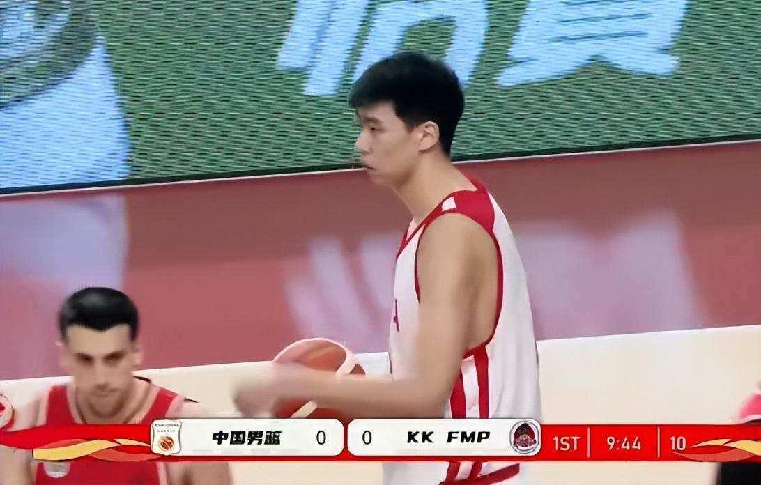 九游娱乐官方入口-男篮首节被FMP俱乐部碾压！焦泊乔+2首发齐发挥，防守成麻烦！